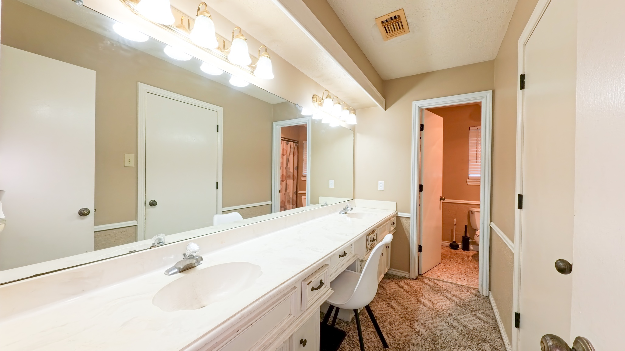 Get Cash Deals ***** Oak Bluff Ct, Houston, TX 77070 ( Subdivision – Hunterwood Forest )
