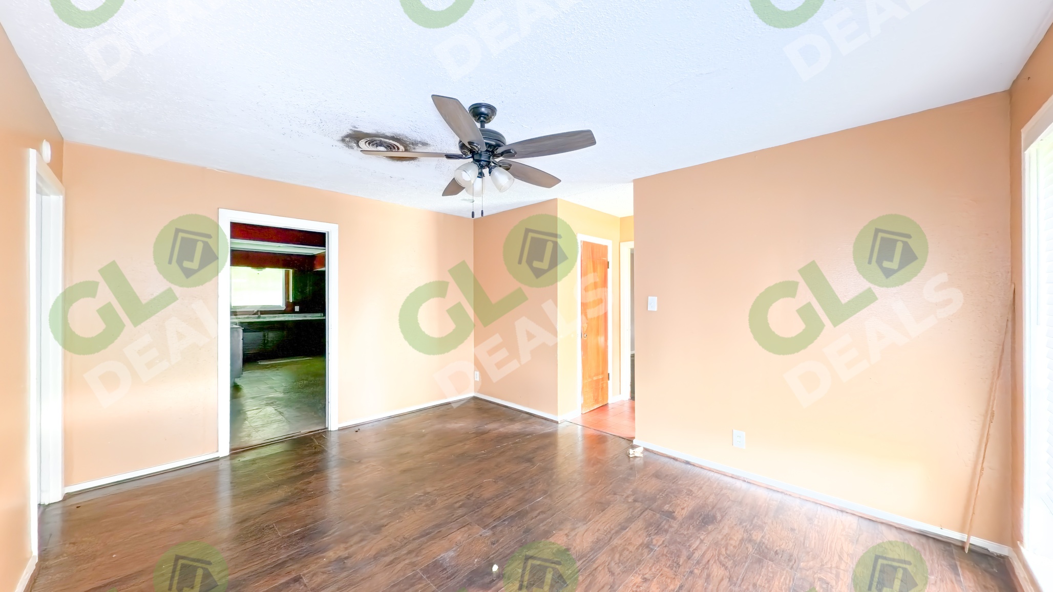 Get Cash Deals **** Flamingo Dr, Houston, TX 77033 ( Subdivision – Edgewood Terrace )