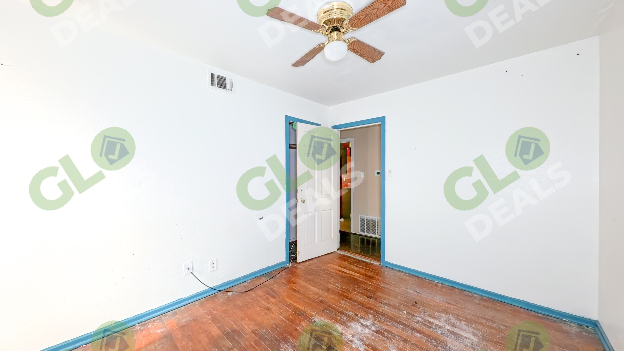 Get Cash Deals **** Flamingo Dr, Houston, TX 77033 ( Subdivision – Edgewood Terrace )