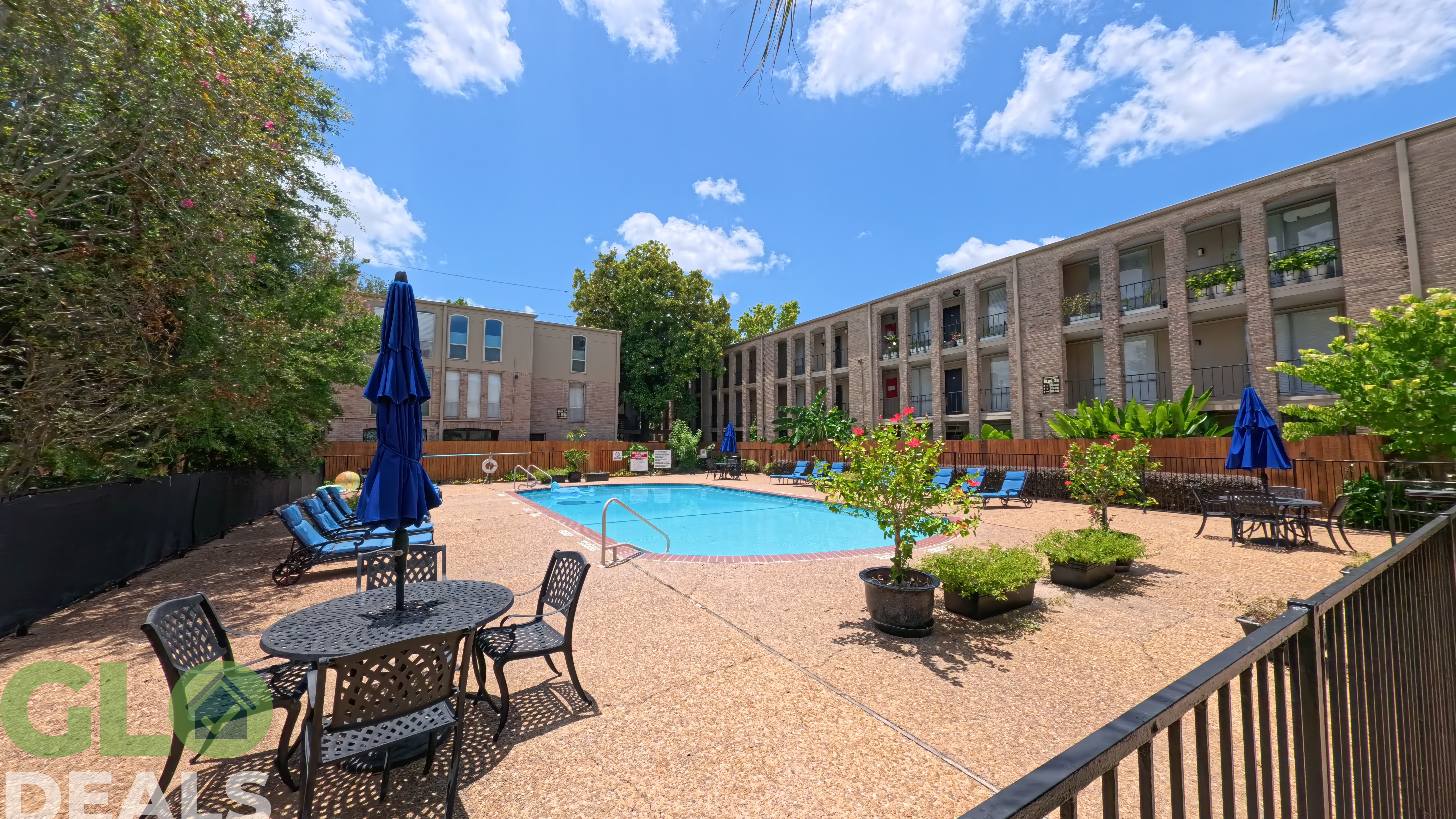 Get Cash Deals **** Wild Indigo St APT 599, Houston, TX 77027