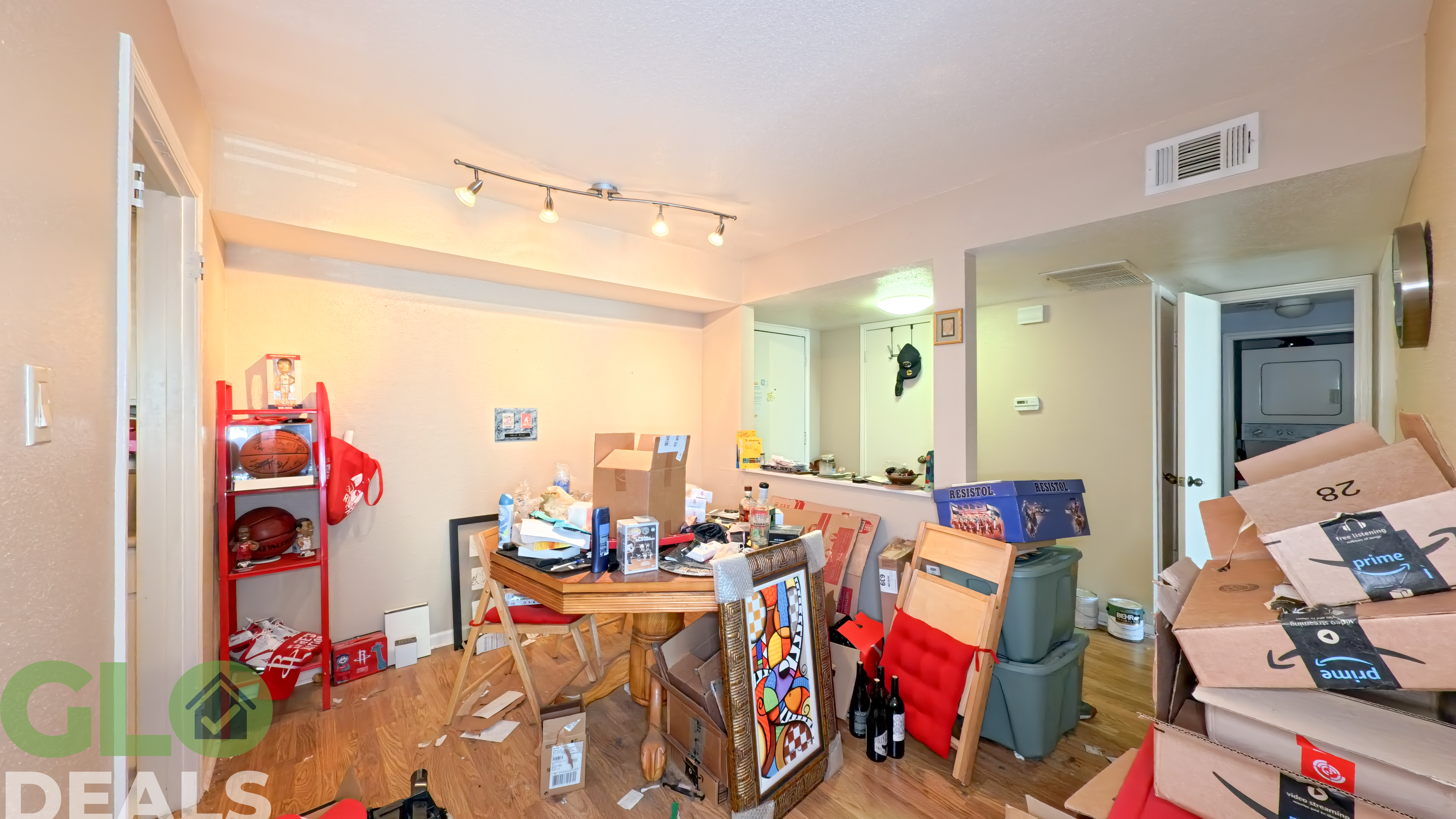 Get Cash Deals **** Wild Indigo St APT 599, Houston, TX 77027