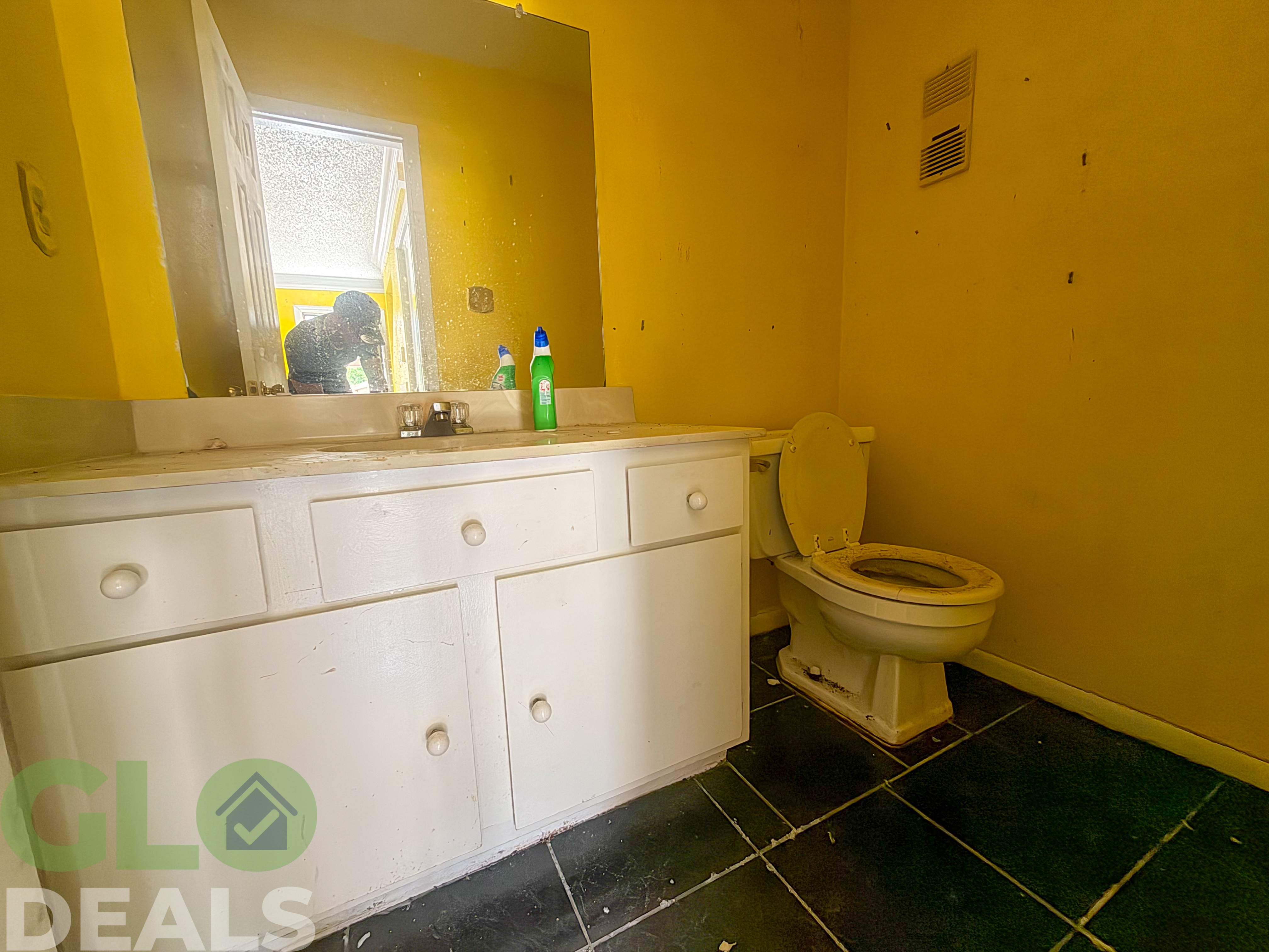 Get Cash Deals ***** Kings Park Ln, Houston, TX 77058 (Subdivision-Kings Park )