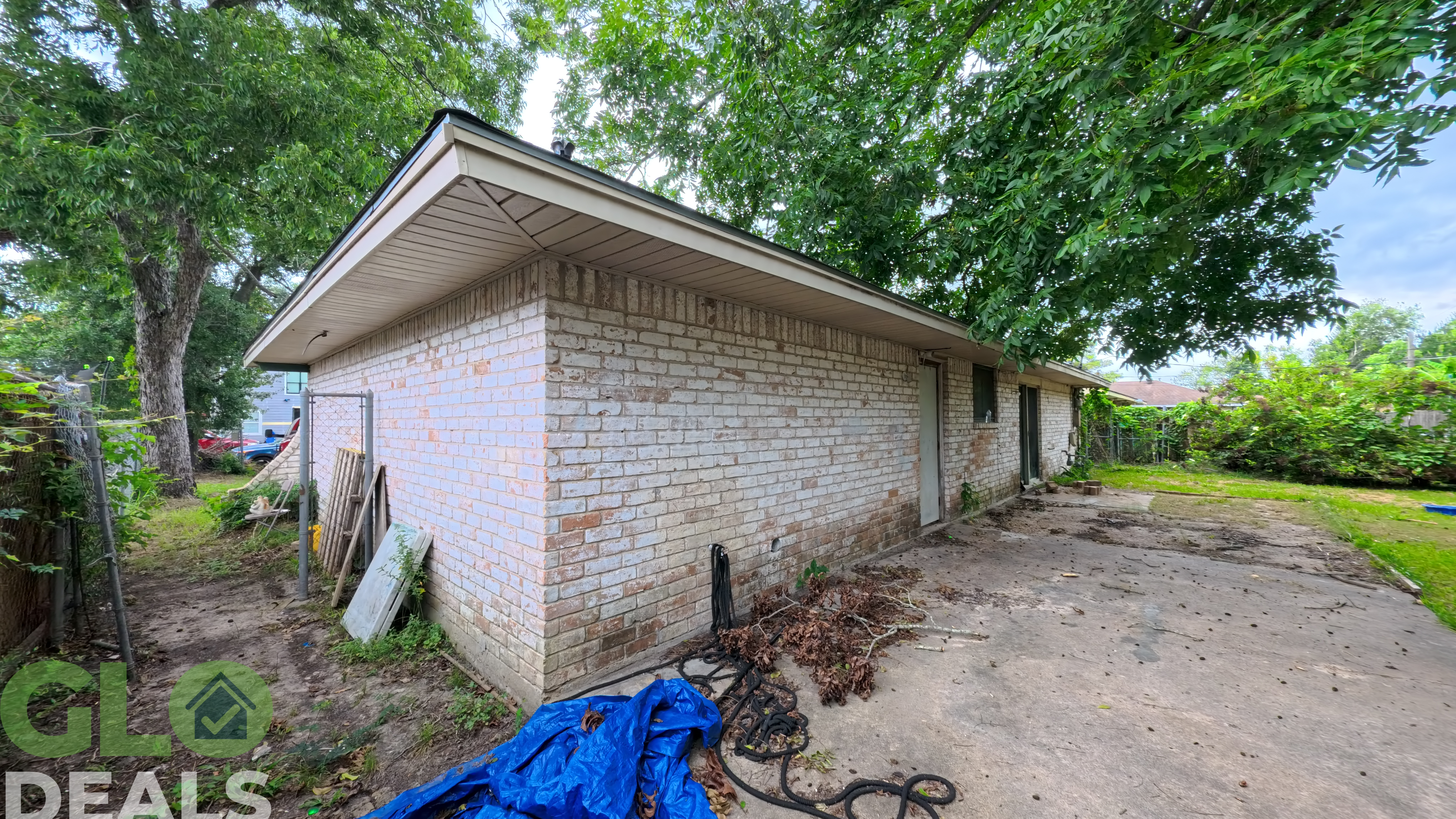 Get Cash Deals **** Bethany Ln, Houston, TX 77039 (Subdivision- High Meadows)