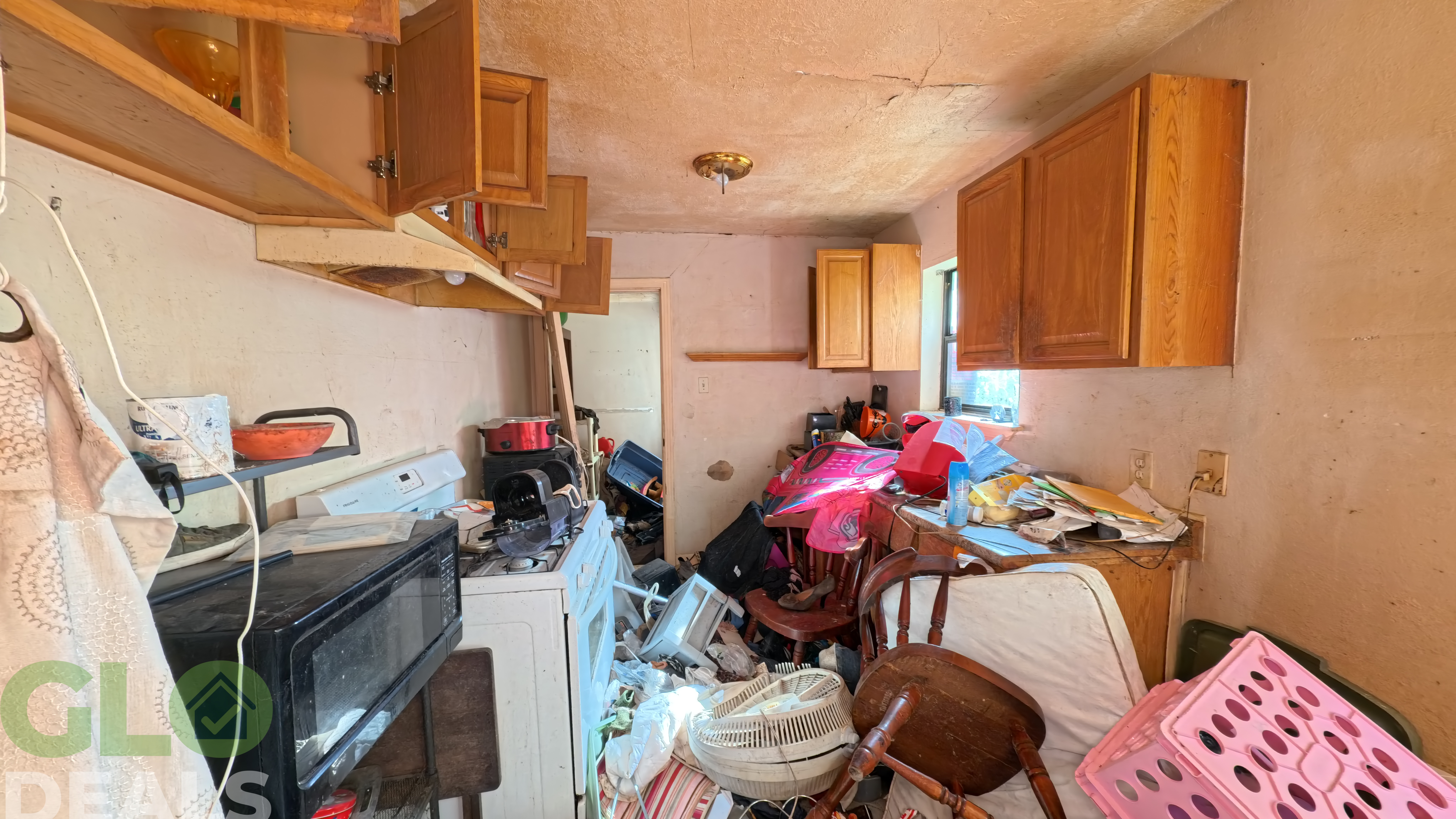 Get Cash Deals *** Burke Rd, Pasadena, TX 77506 (Subdivision- Red Bluff)