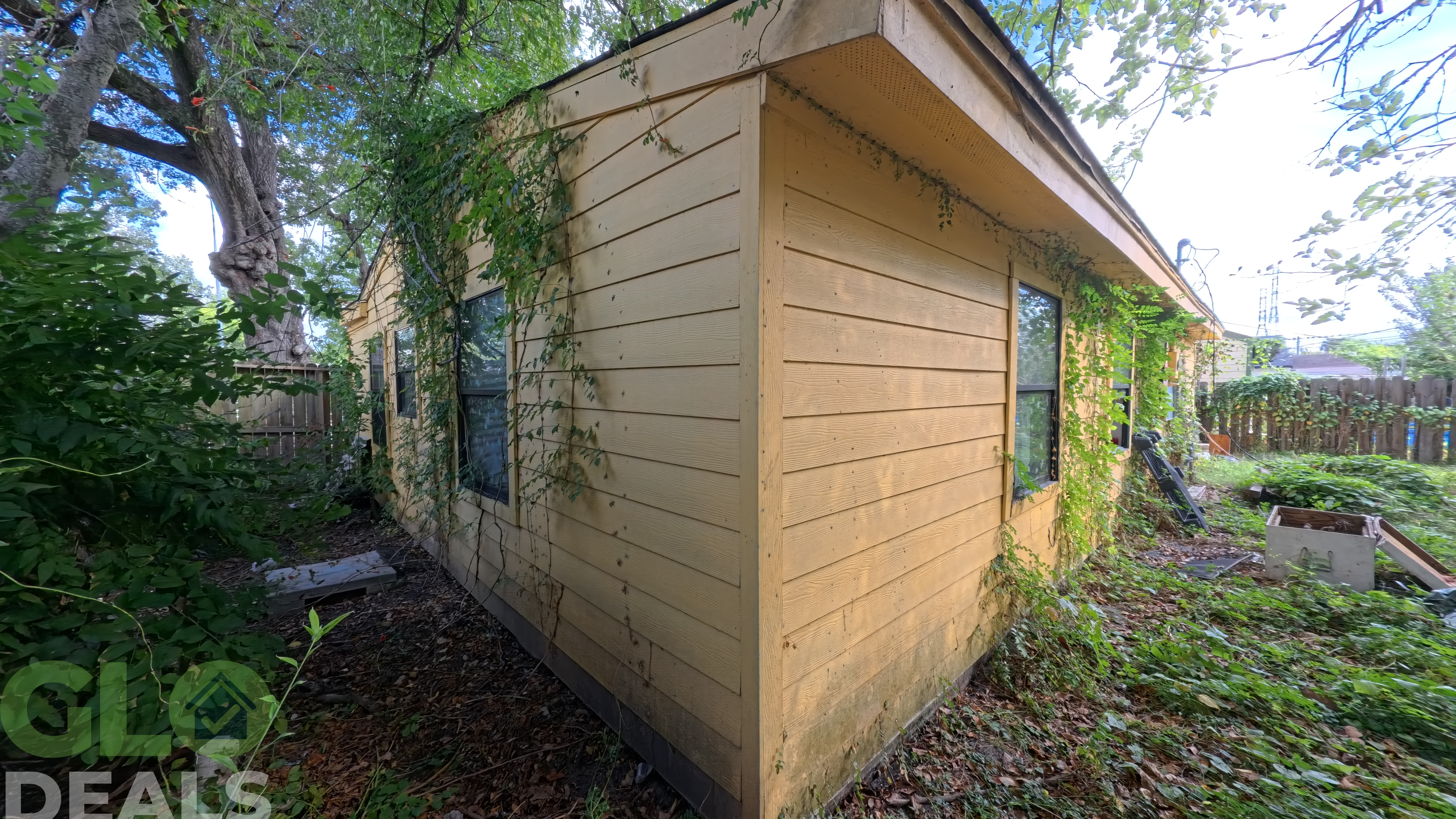 Get Cash Deals *** Burke Rd, Pasadena, TX 77506 (Subdivision- Red Bluff)